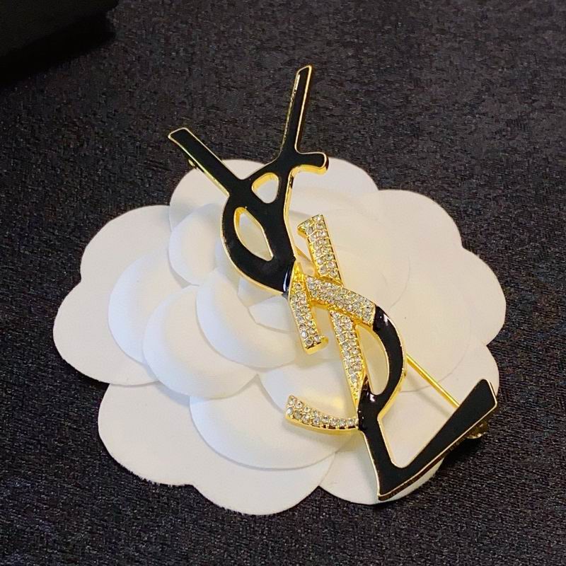 YSL Brooch 12yxx16 (2)