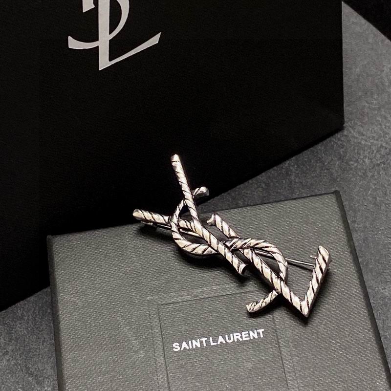 YSL Brooch 12yxx24 (5)