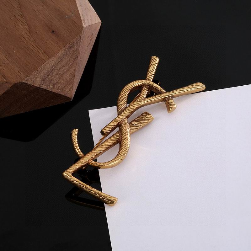 YSL Brooch 12yxx28 (2)