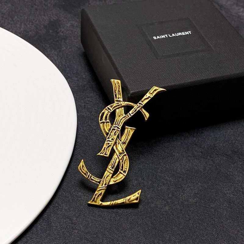YSL Brooch 12yxx33 (5)