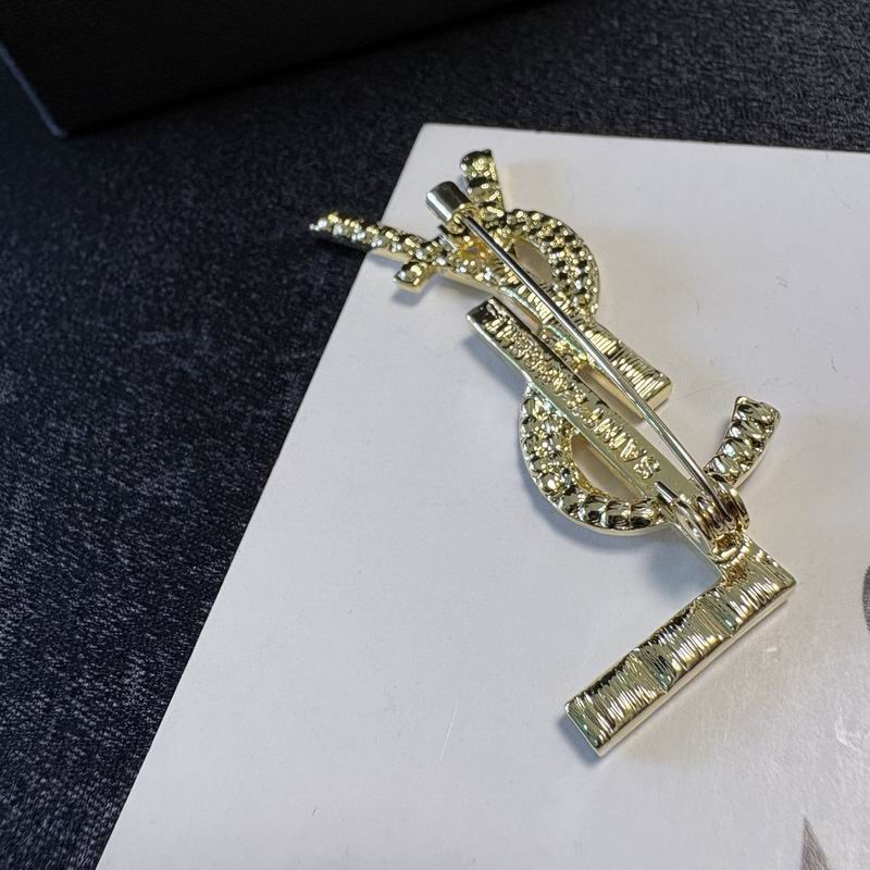 YSL Brooch 12yxx34 (3)