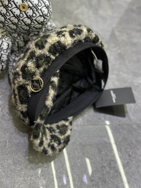 YSL cap dx (138)