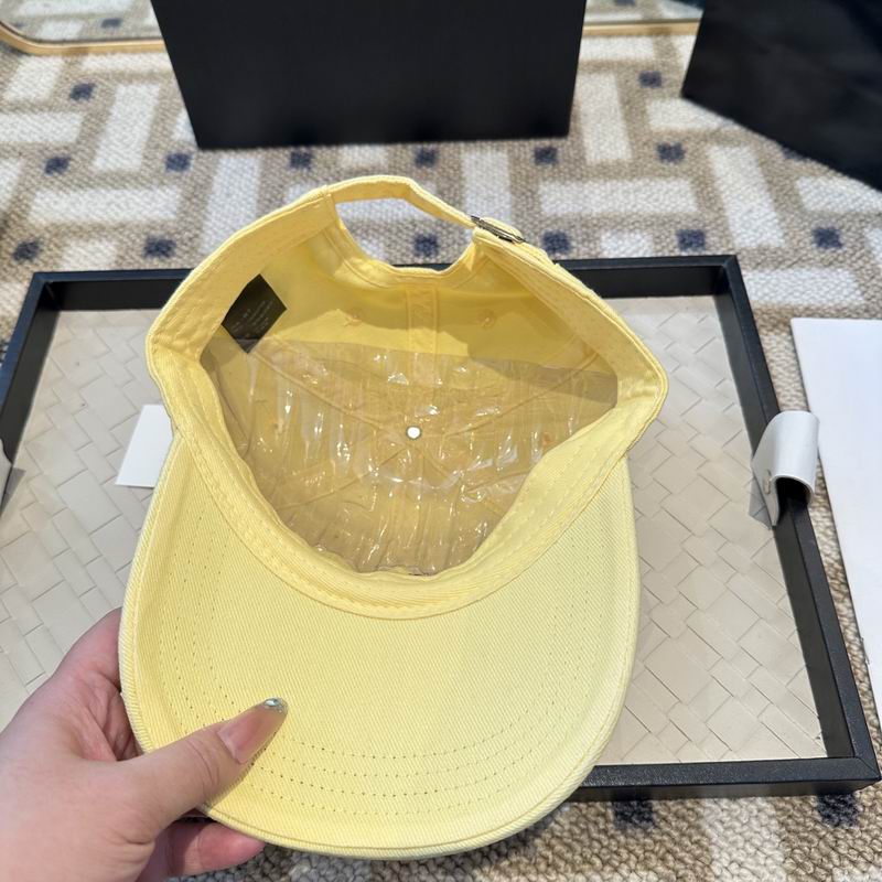 Acne Cap (2534)