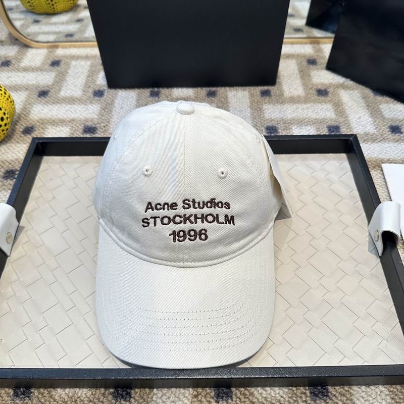 Acne Cap (2570)