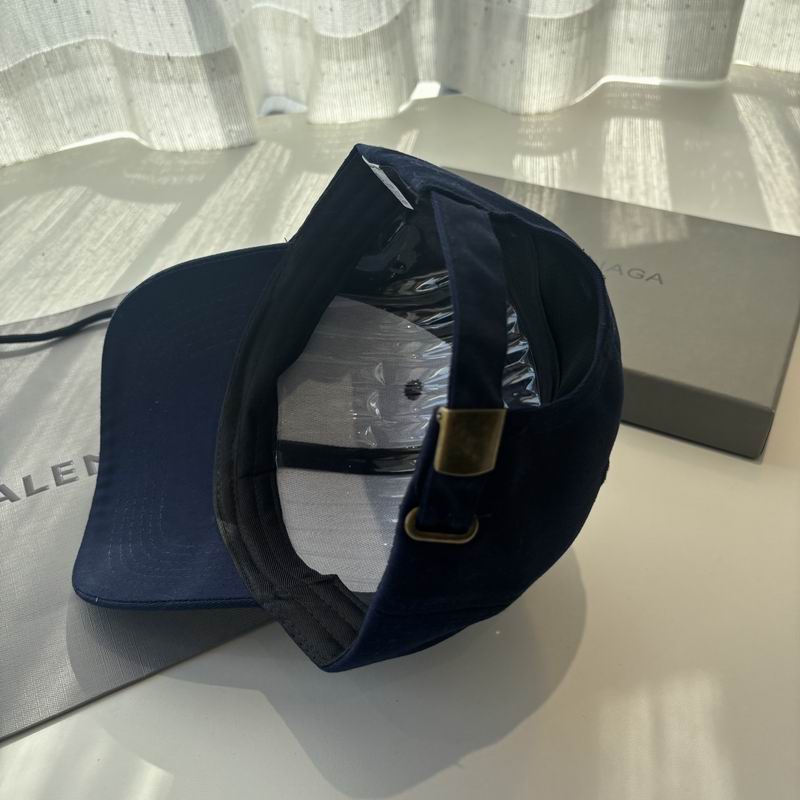 Balenciaga Cap (4370)