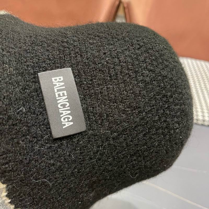 Balenciaga Hat (744)