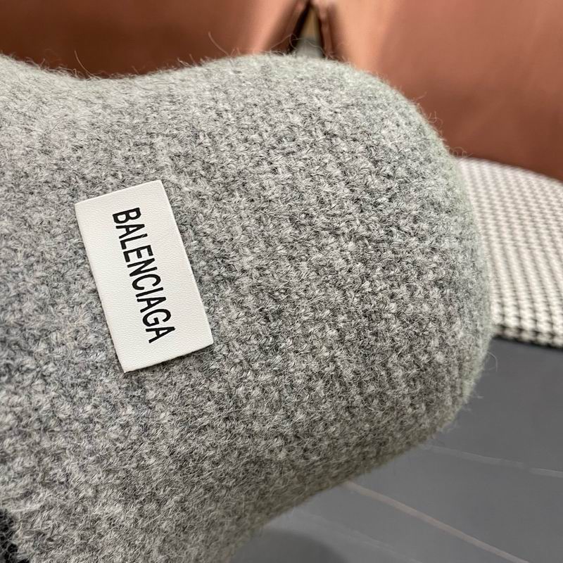 Balenciaga Hat (765)