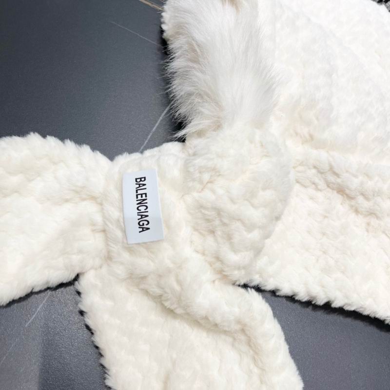 Balenciaga Scarf Hat (110)