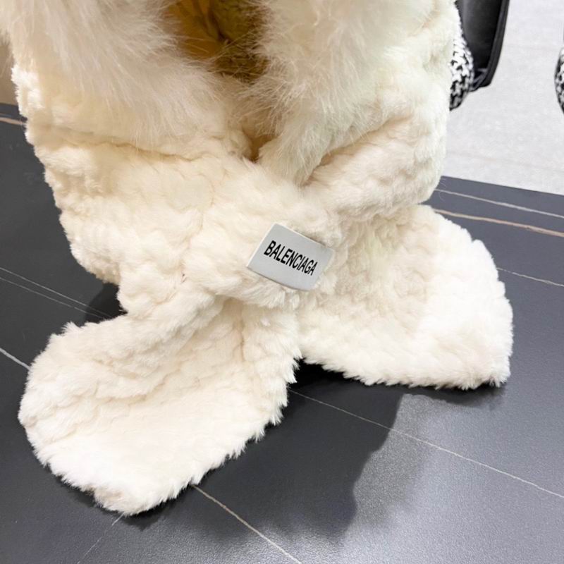 Balenciaga Scarf Hat (114)