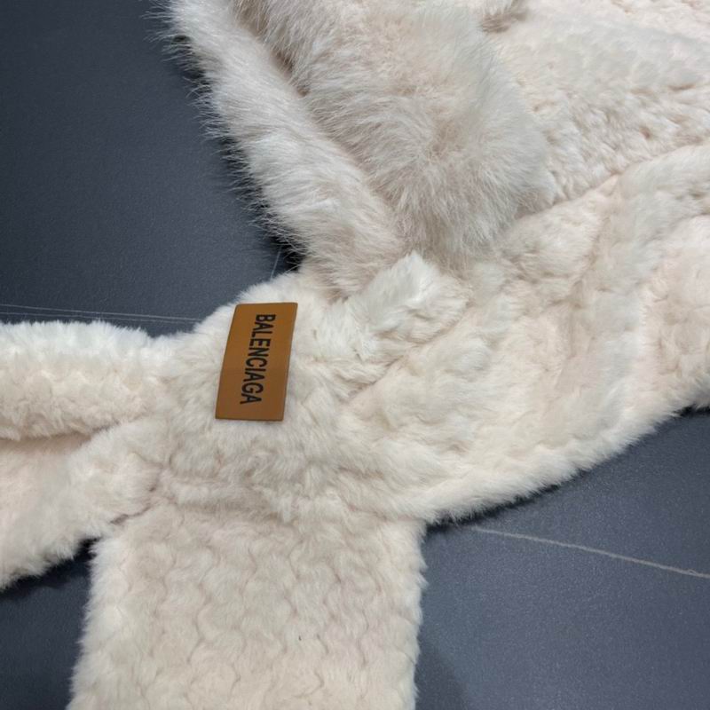 Balenciaga Scarf Hat (120)