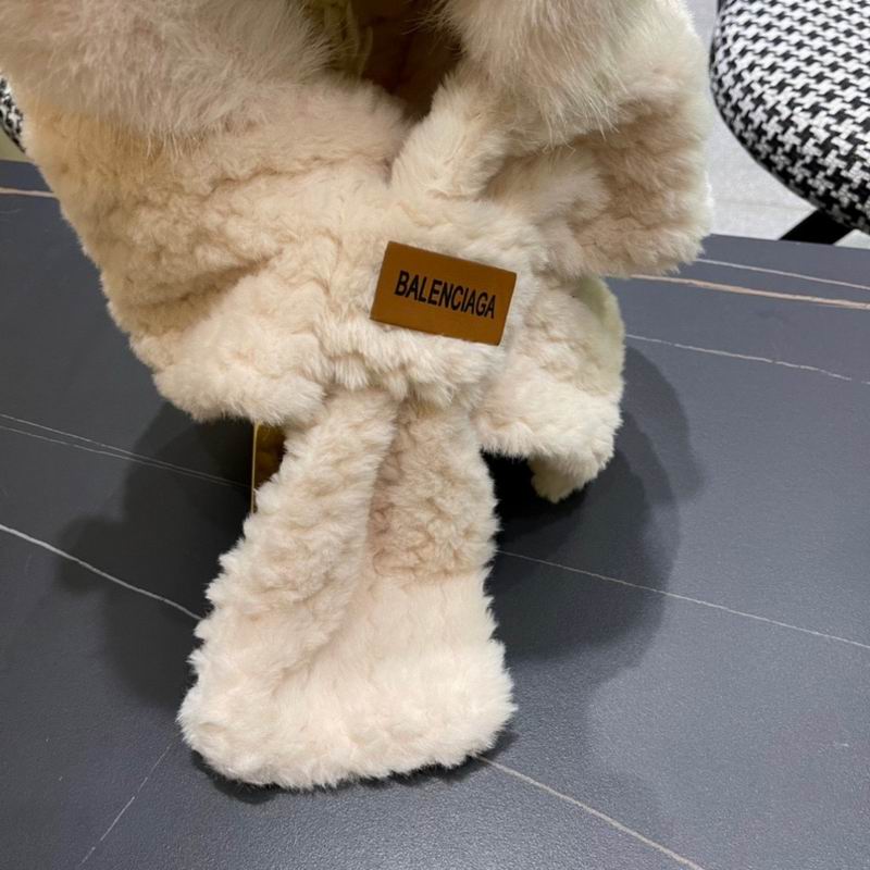 Balenciaga Scarf Hat (123)