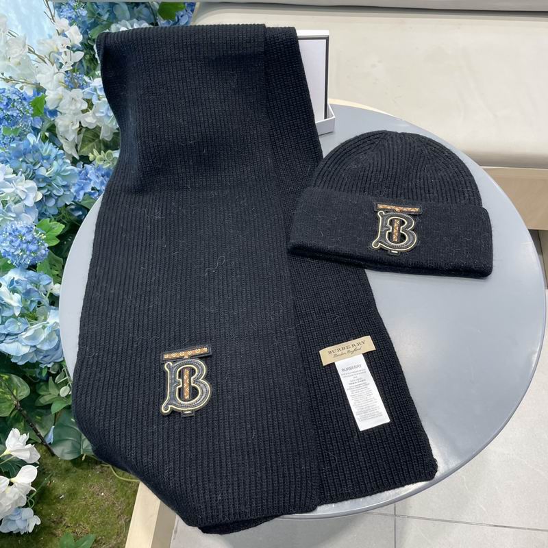 Burberry Scarf Hat (1235)