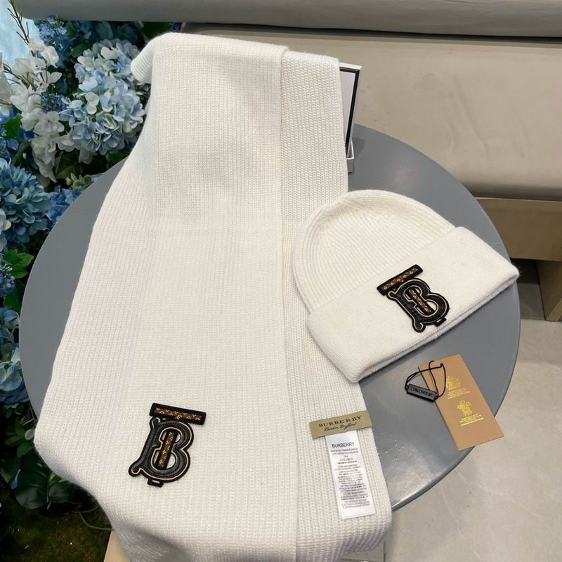 Burberry Scarf Hat (192)