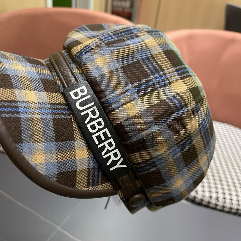 Burberry cap (128)
