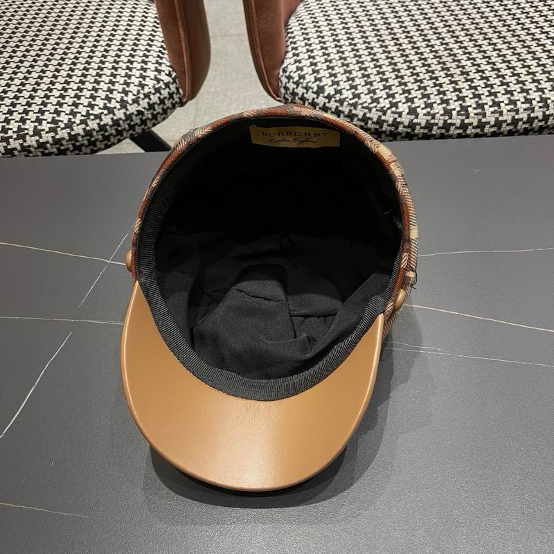 Burberry cap (137)