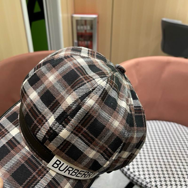 Burberry cap (149)