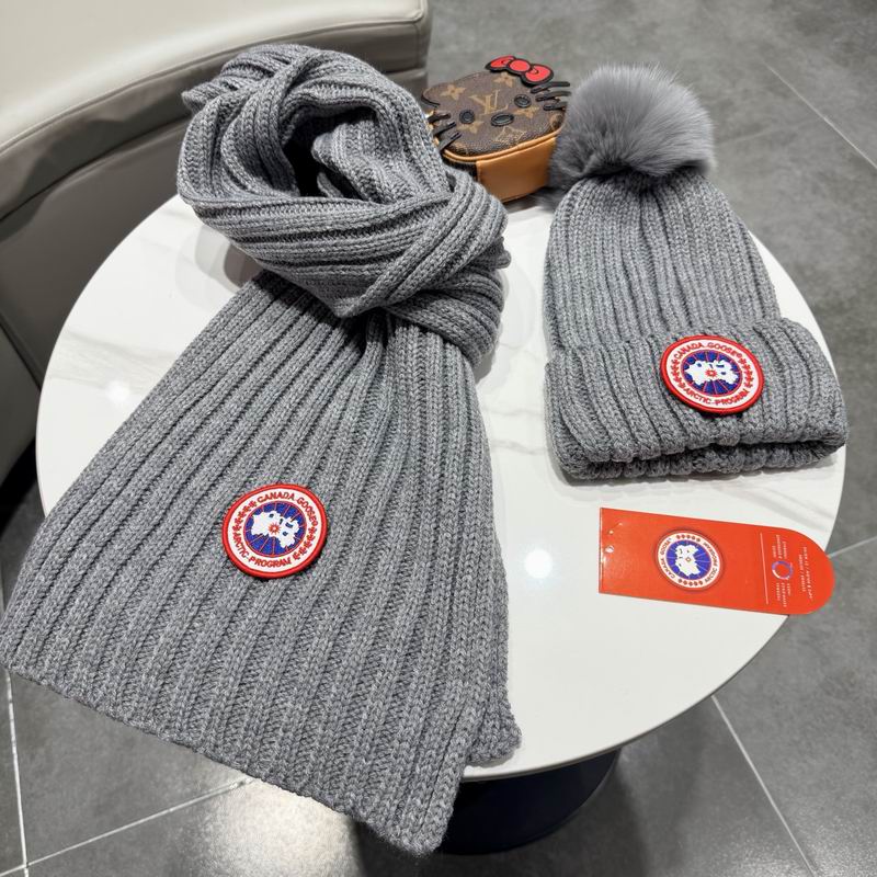 Canada Goose Scarf Hat (1099)