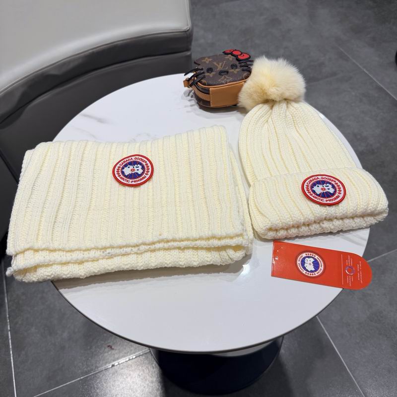 Canada Goose Scarf Hat (1123)