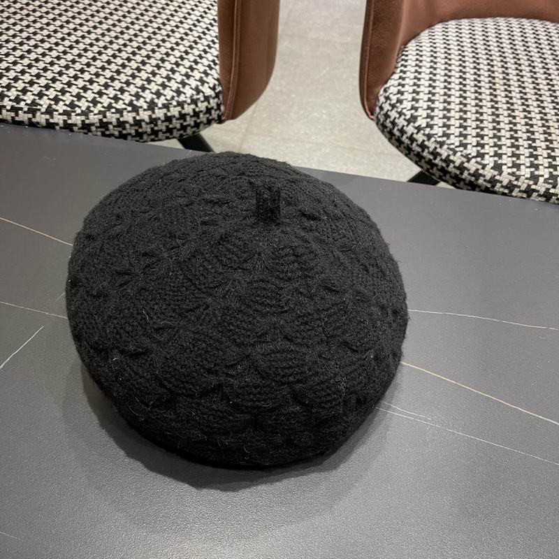 Chanel Beret (95)