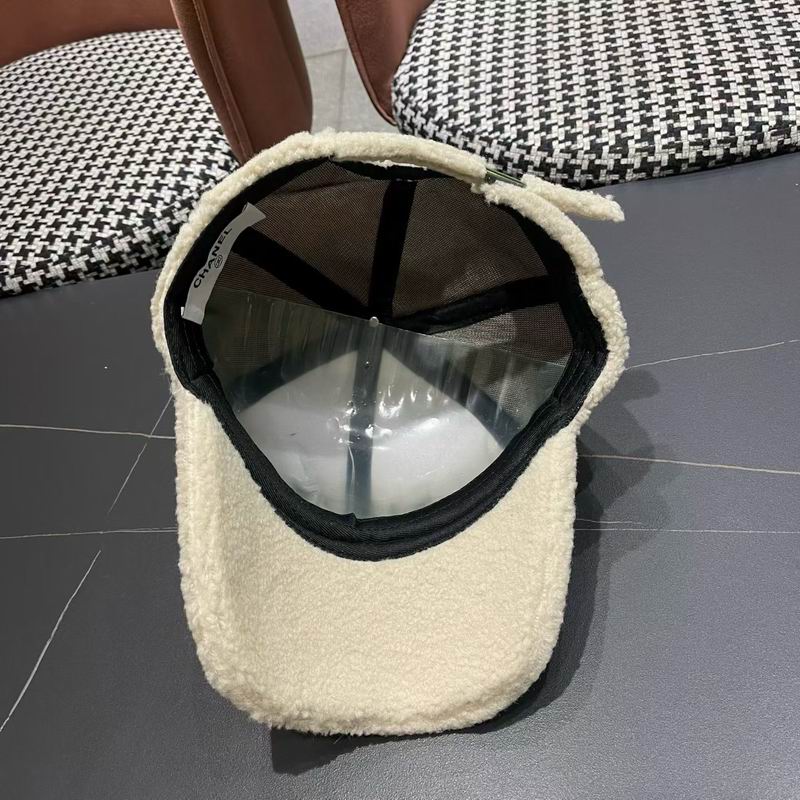 Chanel Cap (5300)