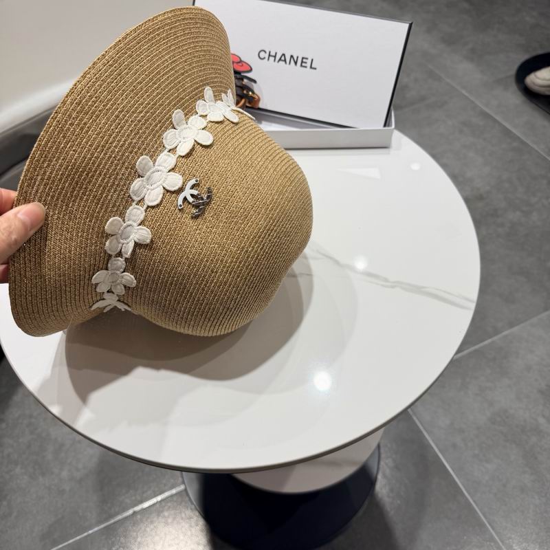 Chanel top hat (285)
