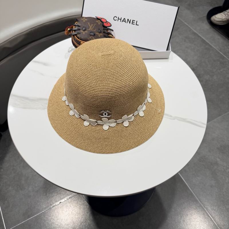 Chanel top hat (290)