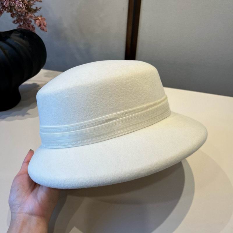 Chanel top hat (501)