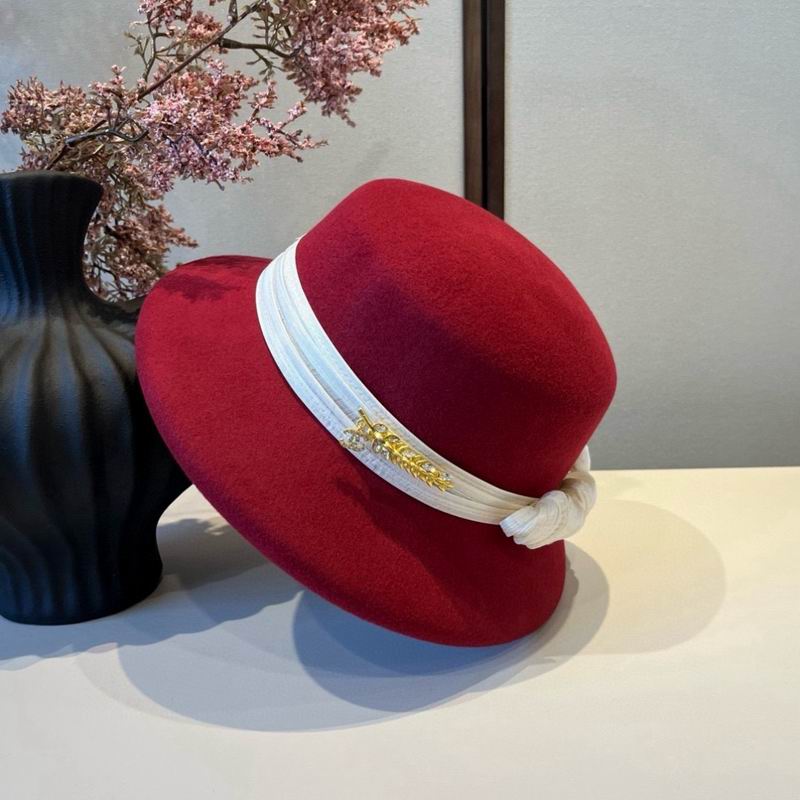 Chanel top hat (514)
