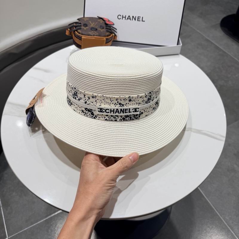 Chanel top hat (551)