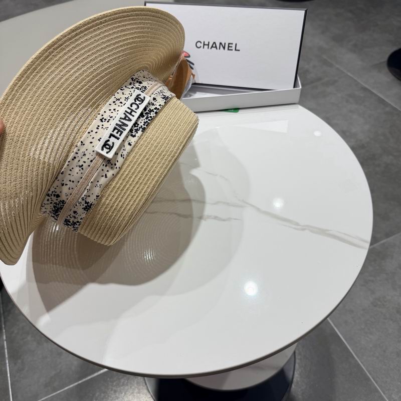 Chanel top hat (562)