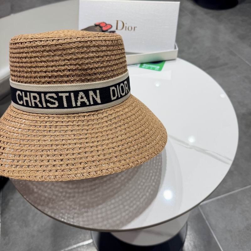 Dior top hat (242)