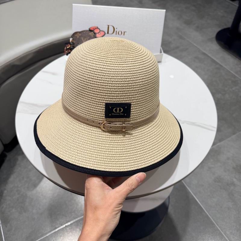 Dior top hat (405)