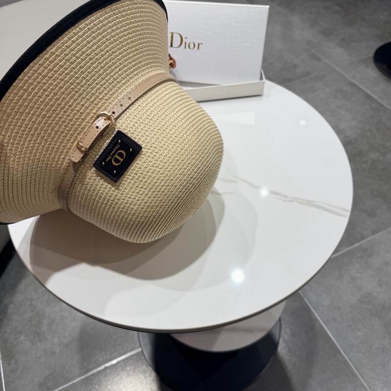 Dior top hat (406)