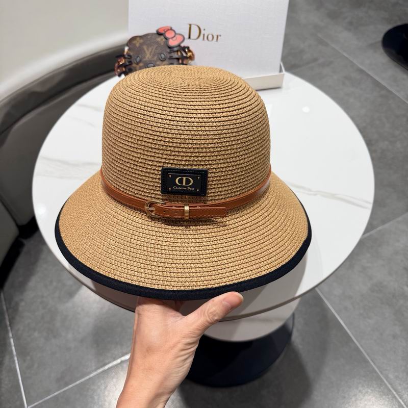 Dior top hat (415)