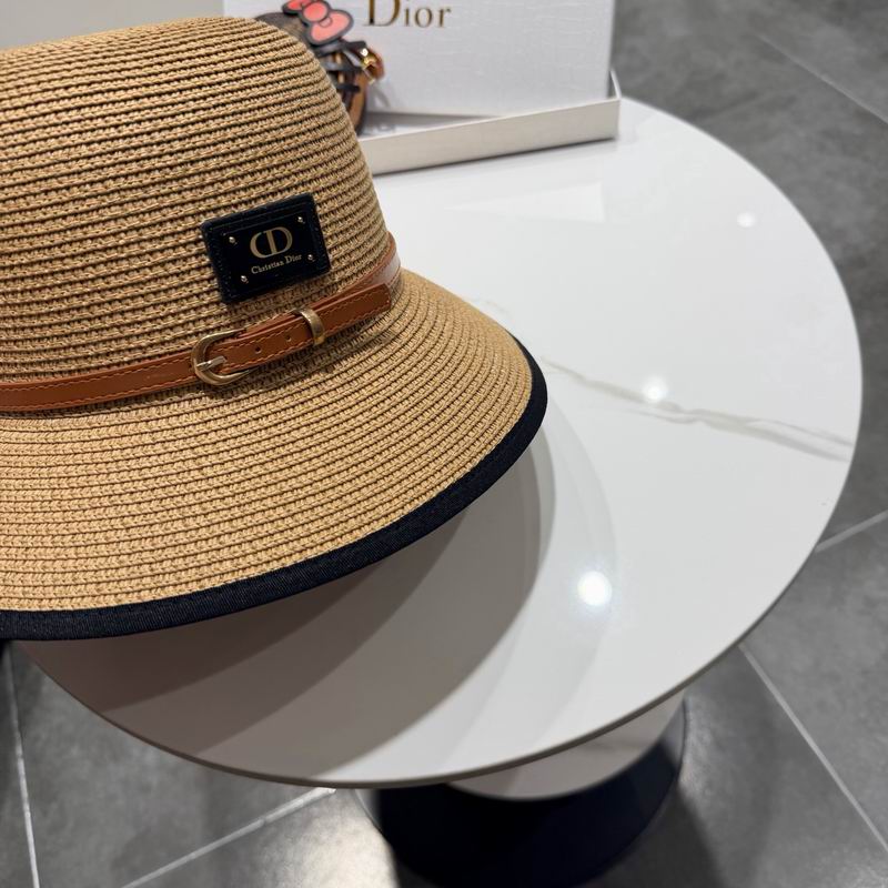 Dior top hat (418)
