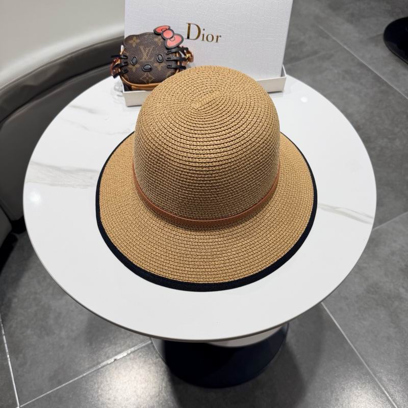 Dior top hat (419)