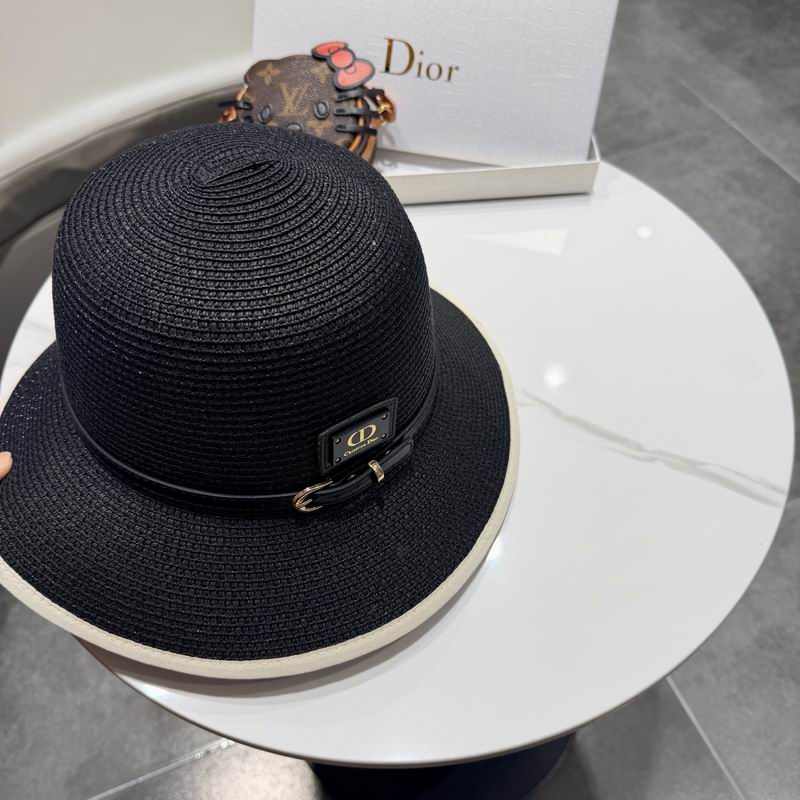 Dior top hat (421)