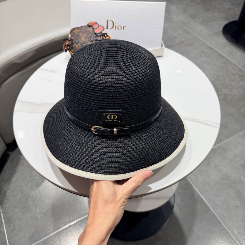 Dior top hat (423)