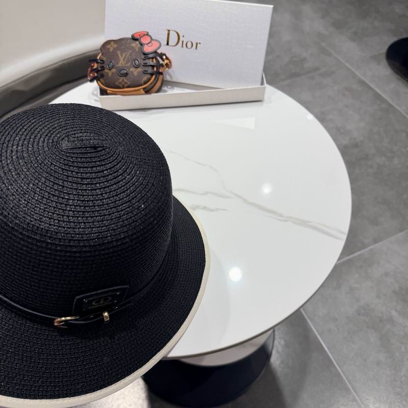 Dior top hat (426)