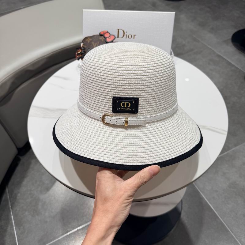 Dior top hat (431)