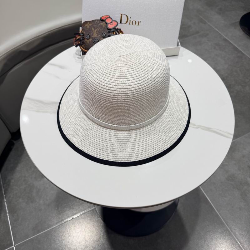 Dior top hat (436)