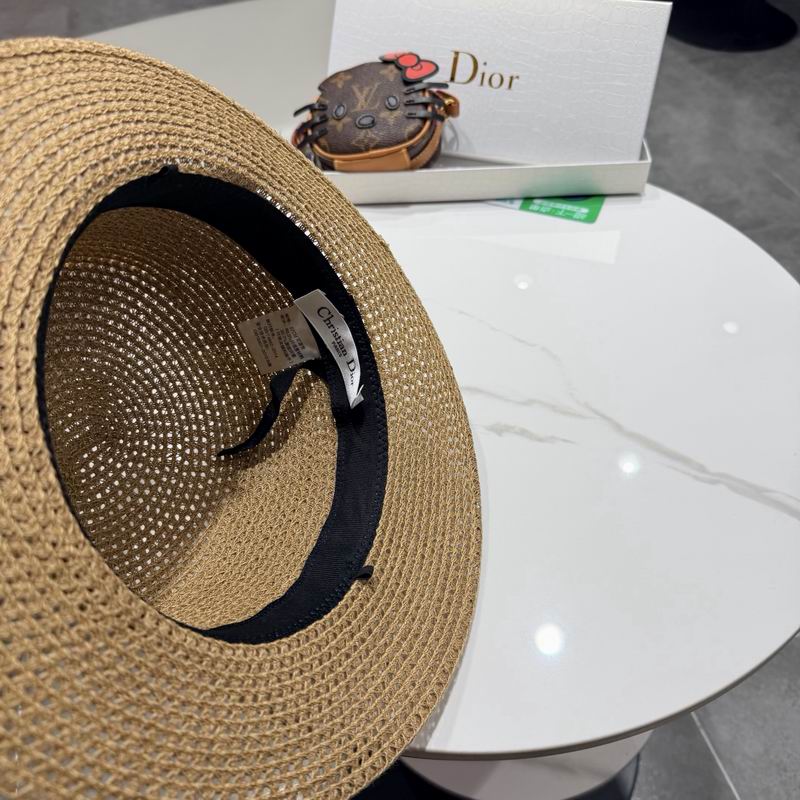 Dior top hat (465)