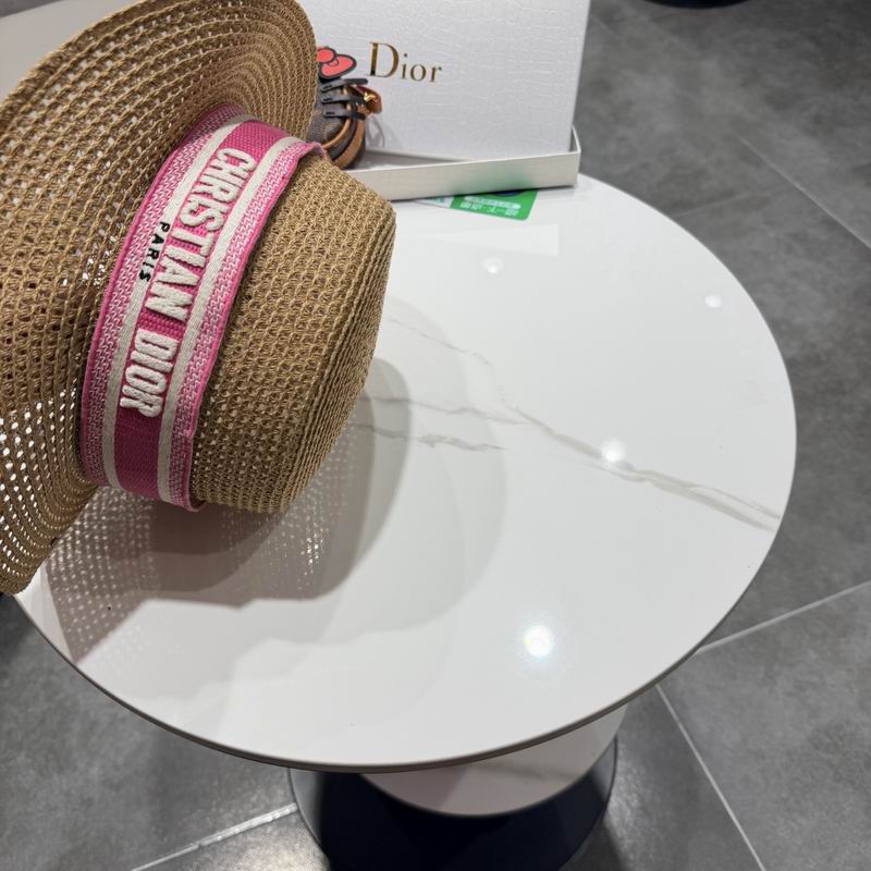 Dior top hat (467)