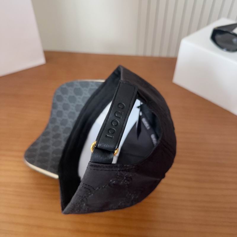 Gucci Cap (1042)