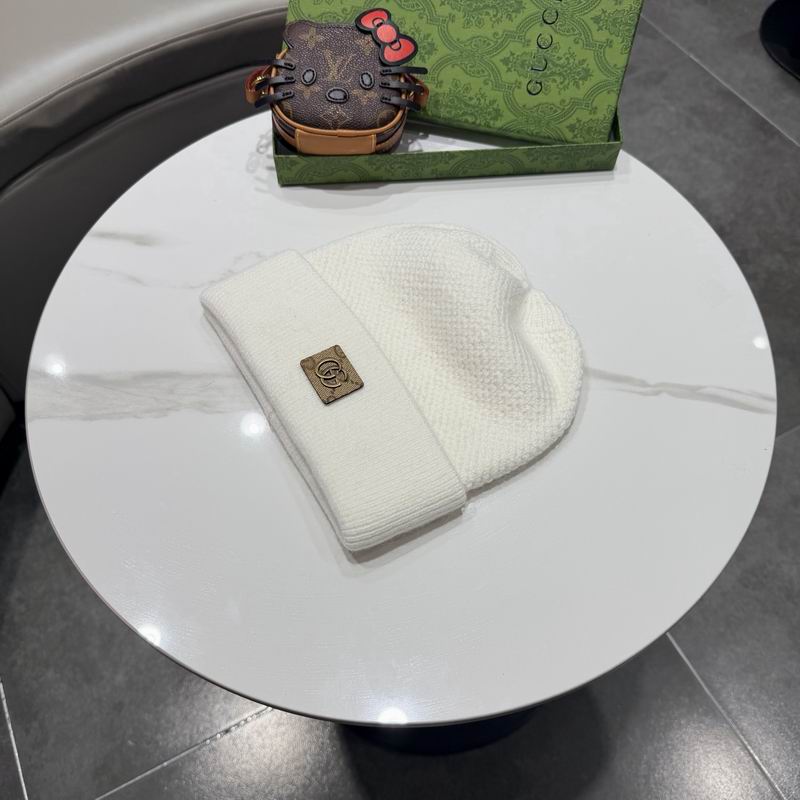 Gucci hat (2210)