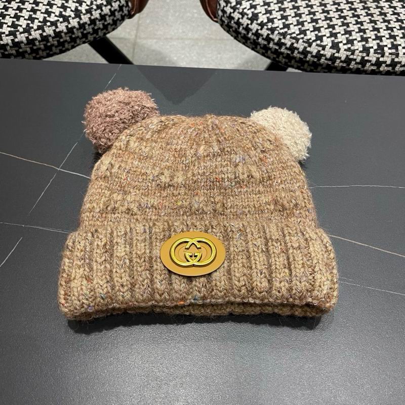 Gucci hat (3300)