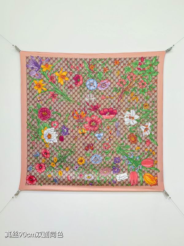 Gucci silk Scarf 90X90cm E04 (11)