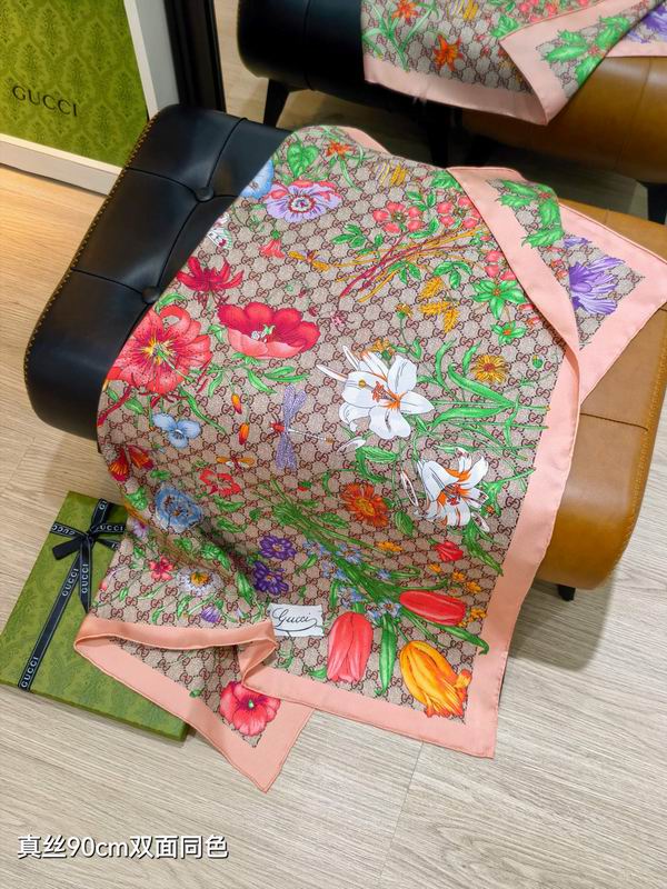 Gucci silk Scarf 90X90cm E04 (9)