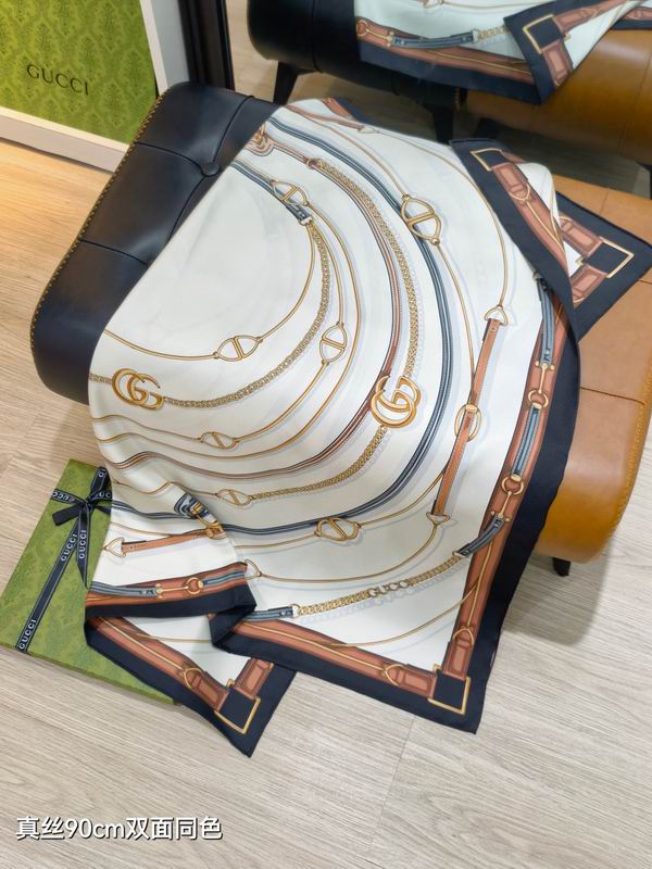 Gucci silk Scarf 90X90cm E05 (7)
