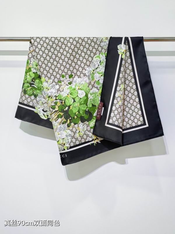 Gucci silk Scarf 90X90cm E07 (12)